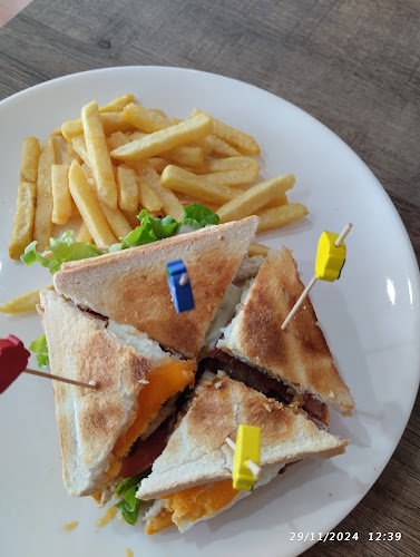 810 ถนน ราชดำเนิน ในเมือง, อำเภอเมืองนครราชสีมา นครราชสีมา 30000