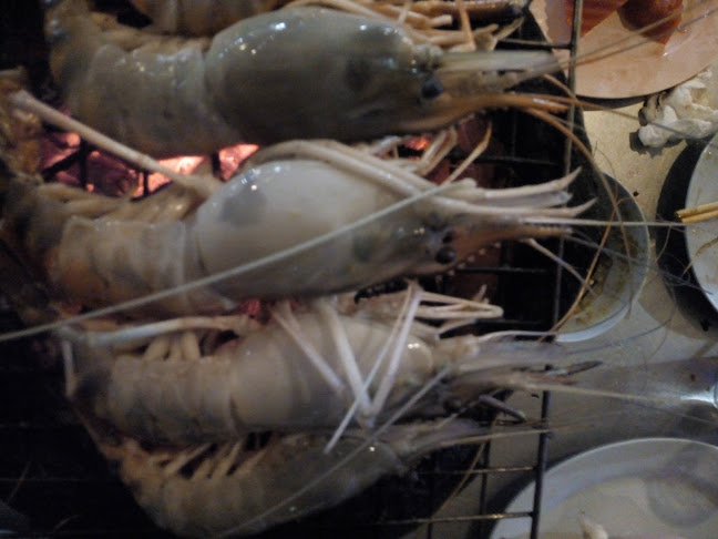 Comentarii opinii despre เจ๊เนี้ยว หมูกระทะ