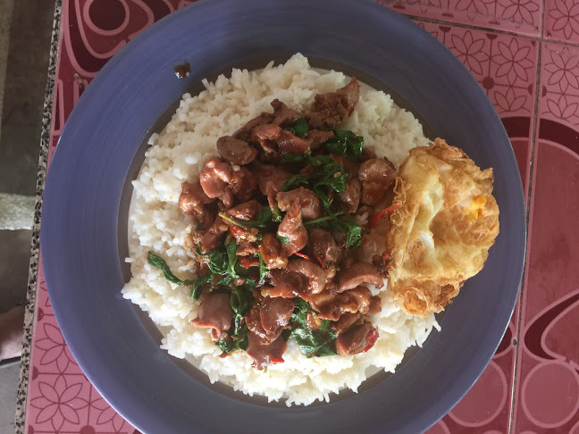 ร้านที่เดิมอาหารตามสั่ง - การบริการอาหารและที่พัก