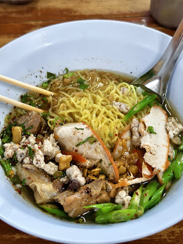 Opinii despre กนกภัณฑ์ în อำเภอเมืองพิษณุโลก - การบริการอาหารและที่พัก