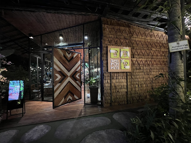 Opinii despre Three Monkeys Restaurant în อำเภอเมืองภูเก็ต - การบริการอาหารและที่พัก