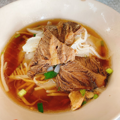 ก๋วยเตี๋ยวเนื้อลายหม้อไฟปากน้ำโพ - อำเภอเมืองนครสวรรค์