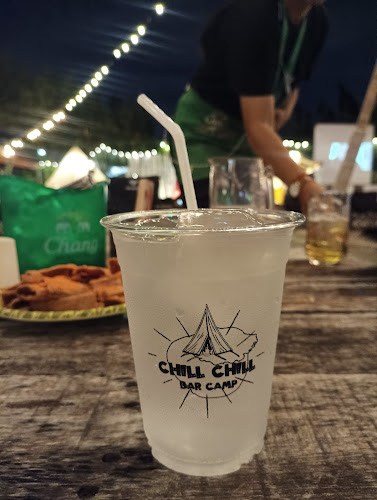Chill Chill Bar camp - การบริการอาหารและที่พัก