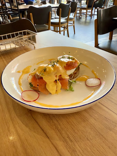 The Coffee Club Jungceylon Patong - การบริการอาหารและที่พัก