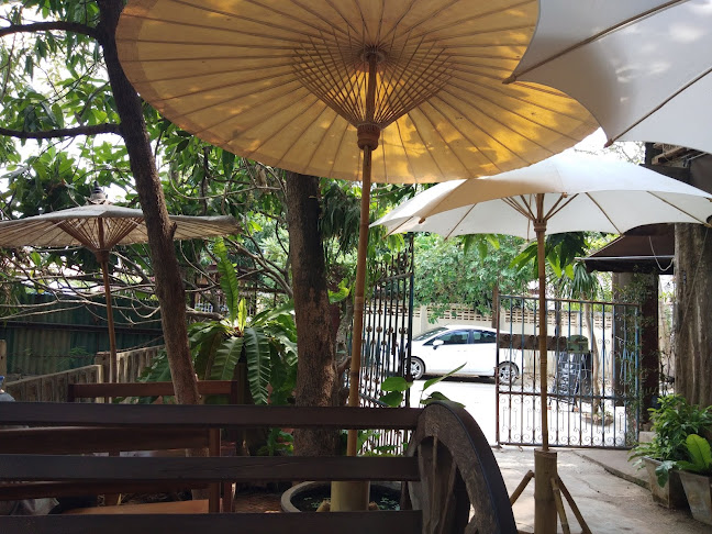 379 Drip กาแฟเรียบง่ายใต้ถุนบ้านเลขที่ 379