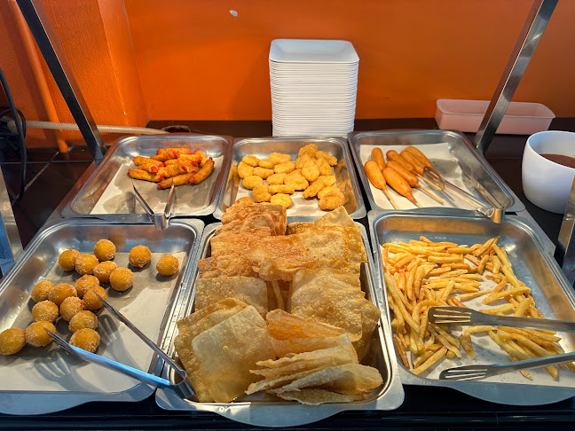 ซุปตาร์ชาบู สาขาอุบลสแควร์ - การบริการอาหารและที่พัก