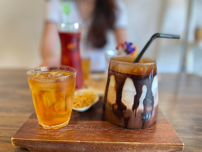 ร้านกาแฟ อ่อง เฮียบ ฮวด - การบริการอาหารและที่พัก