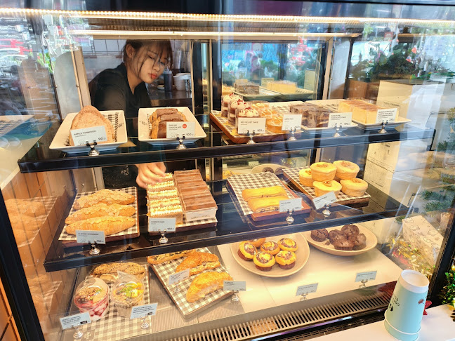 The Jungle Zone Room No. 181 1101 / 1-2 Floor G, ถนน ราษฎร์อุทิศ, ตำบลป่าตอง อำเภอกะทู้ ภูเก็ต 83150