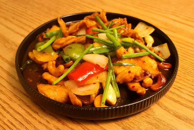 Comentarii opinii despre MOTÉA