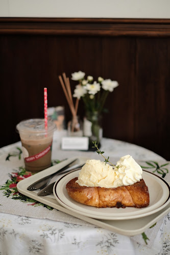 2 ซอย นาเกลือ 16/3 เมืองพัทยา อำเภอบางละมุง ชลบุรี 20150