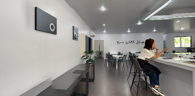 90 ซอย นุ่มอุทิศ ตำบล หาดใหญ่ อำเภอหาดใหญ่ สงขลา 90110