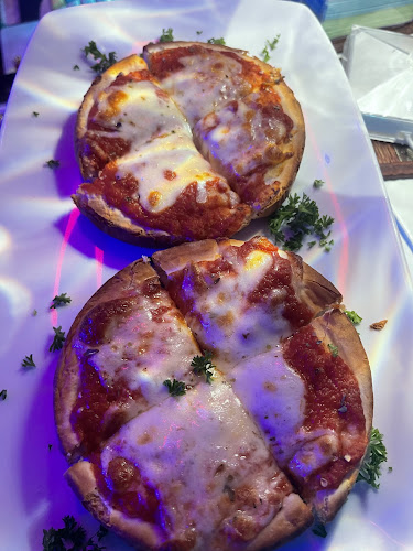 Comentarii opinii despre San Antonio Beach Guesthouse & Restaurant