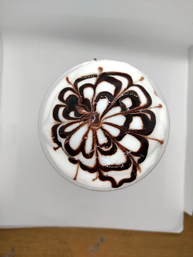 Opinii despre สาระแนกาแฟสด เลขที่009/1 ถ.สุขุมวิท ต.ท่าประดู่ อ.เมือง จ.ระยอง 21000 în อำเภอเมืองระยอง - การบริการอาหารและที่พัก