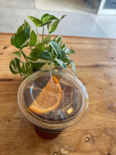 มั่งสีโส CoffEe & นั่งจุ้ย - การบริการอาหารและที่พัก