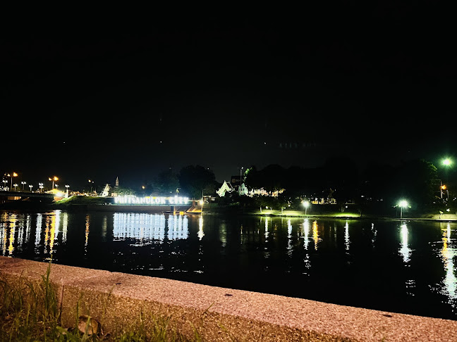 ริมน่านนมสด - การบริการอาหารและที่พัก