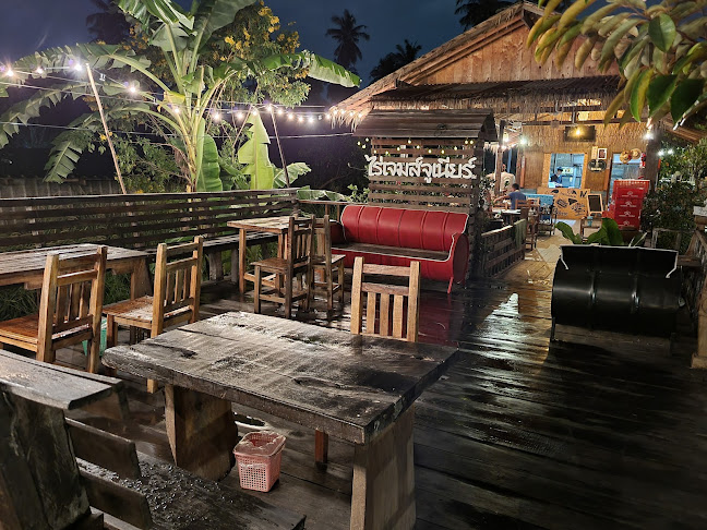 James Jr. Farmhouse - การบริการอาหารและที่พัก