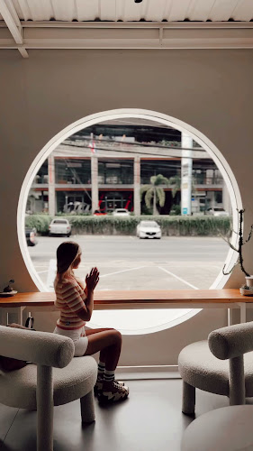 Opinii despre Café Delishh | Surin Beach în อำเภอถลาง - การบริการอาหารและที่พัก