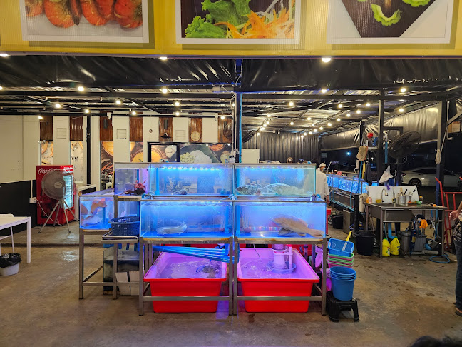 ยืนยิ้ม ซีฟู้ด YuenYim Seafood