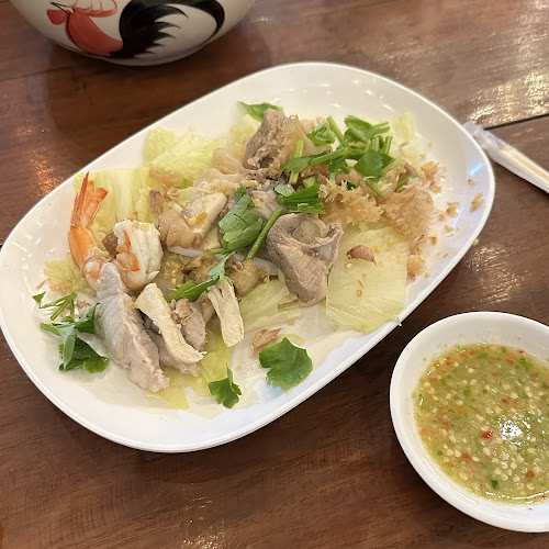 ข้าวต้มปลา ปัญญาชน & เบียร์วุ้น - อำเภอบางละมุง