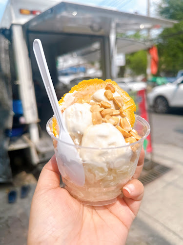 ไอติมไข่แข็ง - อำเภอปากเกร็ด