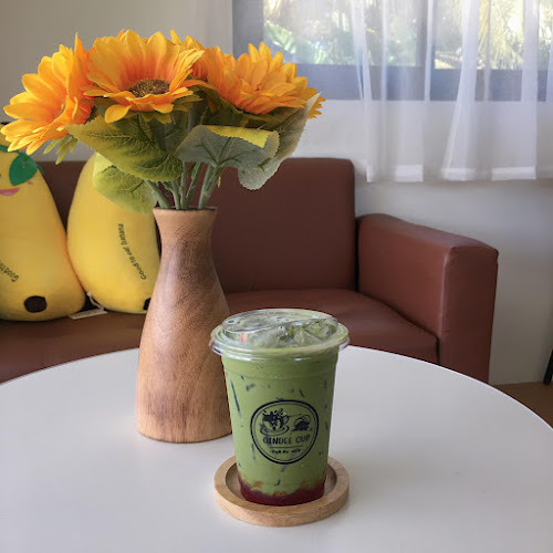 Gindee Cup (คาเฟ่ & shop เสื้อผ้า) - การบริการอาหารและที่พัก