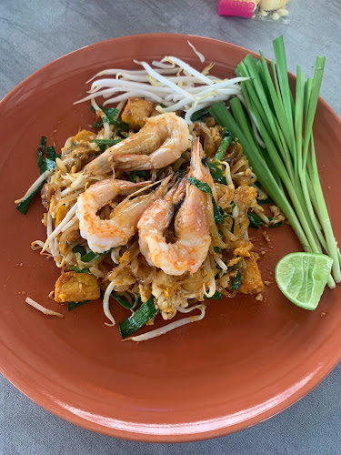 Comentarii opinii despre โกติ๋วก๋วยเตี๋ยวเรือรังสิต (เจ้าเก่าป่าตอง) สาขา ห้าแยกฉลอง