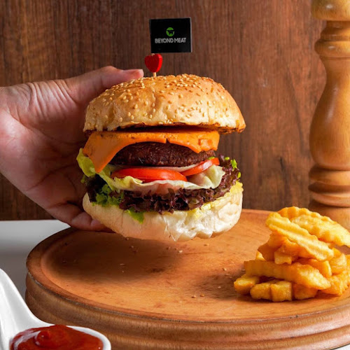 Yes vegan Pattaya - การบริการอาหารและที่พัก