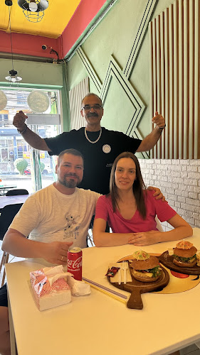 162, 217 Pattaya 7 Alley, เมืองพัทยา อำเภอบางละมุง ชลบุรี 20150