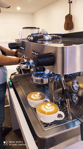 7 ถ. ศรีสุนทร ตำบล ศรีสุนทร อำเภอถลาง ภูเก็ต 83110