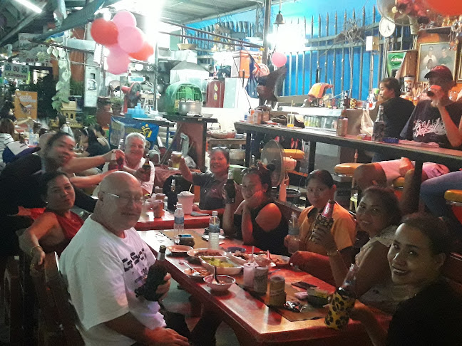 Opinii despre Tom Target Bar în อำเภอบางละมุง - การบริการอาหารและที่พัก