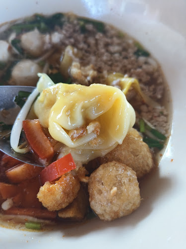 ก๋วยเตี๋ยวไทยโบราณ แม่บุญเรือง