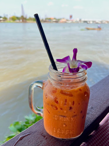 ริมระเบียง คาเฟ่