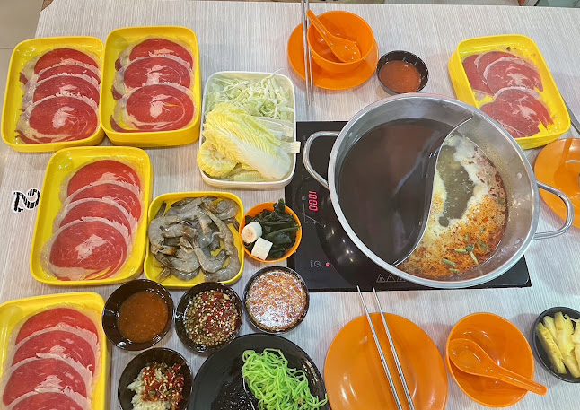 เฟรนด์ชาบู & บีบีคิว - การบริการอาหารและที่พัก