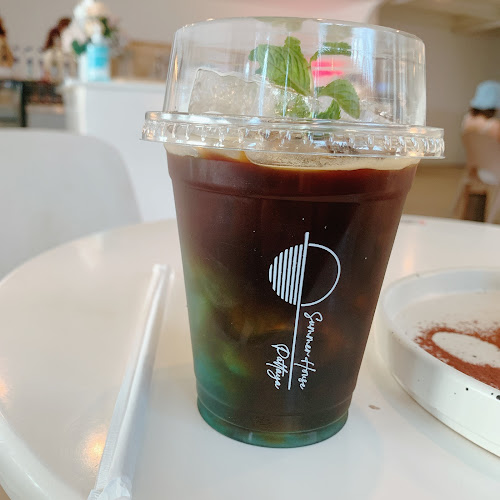 Opinii despre ซัมเมอร์ เฮ้าส์ พัทยา în อำเภอสัตหีบ - การบริการอาหารและที่พัก