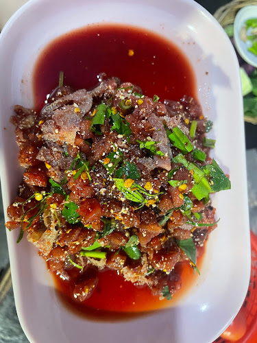 ร้านครัวไทบ้าน ระยอง - การบริการอาหารและที่พัก