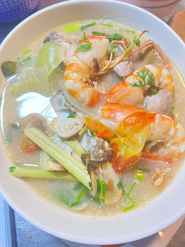 บังหลี กะหม๊ะ ตามสั่ง Banglee&kakmah Seafood - การบริการอาหารและที่พัก