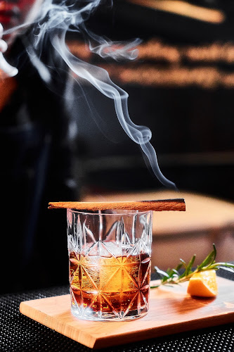 Opinii despre Five Crossing în อำเภอปากเกร็ด - การบริการอาหารและที่พัก