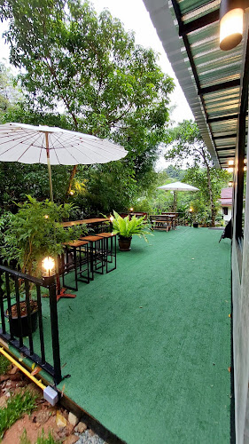 บ้านสวนลุงรงค์ Suan Lung Rong. Cafe'and restaurant