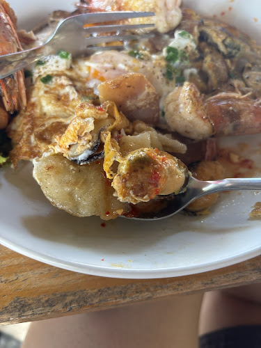 Opinii despre ร้านเด็ดเอร็ด ก๋วยเตี๋ยวคั่วไก่ไฟมังกร by pinny the chef @ระยอง în อำเภอเมืองระยอง - การบริการอาหารและที่พัก