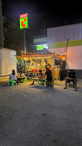 Opinii despre MM Burger&Grill în เมือง - การบริการอาหารและที่พัก