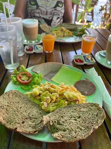 Comentarii opinii despre German Bakery