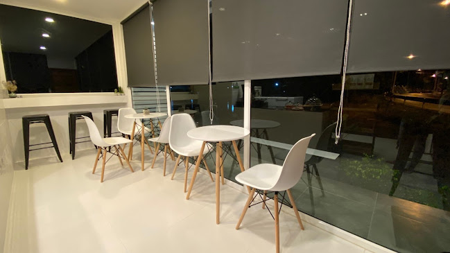 Opinii despre Water Walk Café : น้ำเดิน คาเฟ่ (ศรีสุนทร/ภูเก็ต) în อำเภอถลาง - การบริการอาหารและที่พัก