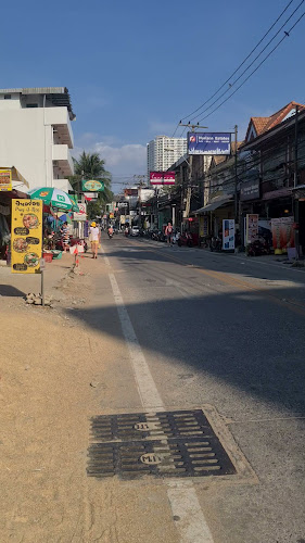 Opinii despre Joy's HOME Bar&Restaurant în อำเภอบางละมุง - การบริการอาหารและที่พัก