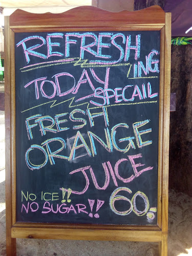 Comentarii opinii despre Refreshing On The Beach