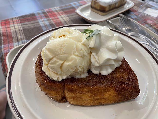 Opinii despre Mistletoe flour & thyme cafe în อำเภอบางละมุง - การบริการอาหารและที่พัก