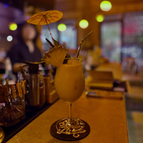 Opinii despre Sin Tonic Bar Hatyai în อำเภอหาดใหญ่ - การบริการอาหารและที่พัก