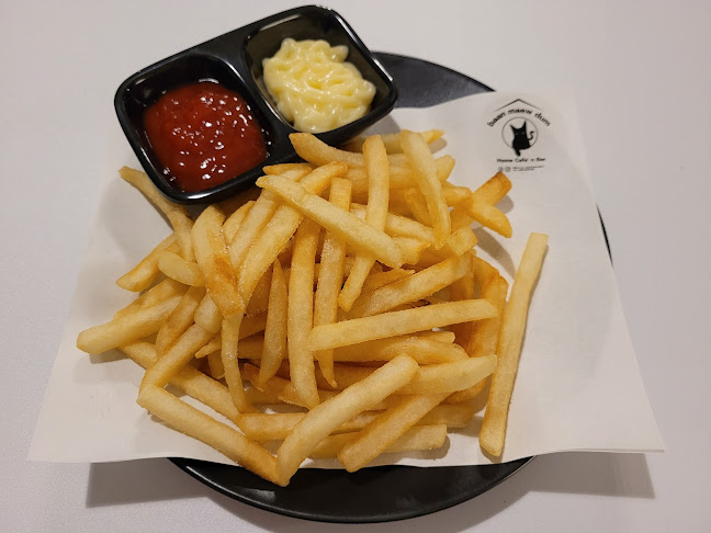 Opinii despre baan maew dum în อำเภอเมืองนครปฐม - การบริการอาหารและที่พัก