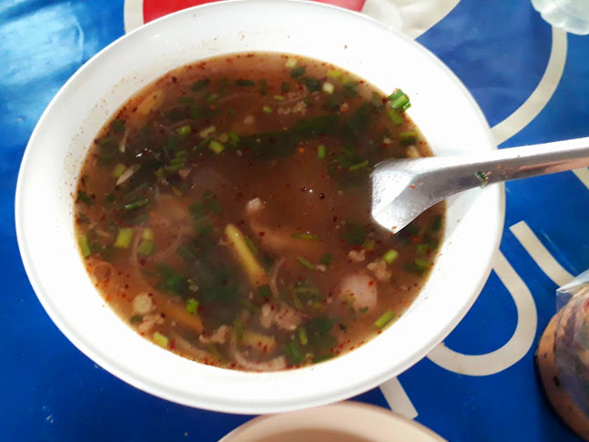 ลาบขอนแก่น 2 สาขาบางโจ ศรีสุนทร ภูเก็ต - การบริการอาหารและที่พัก