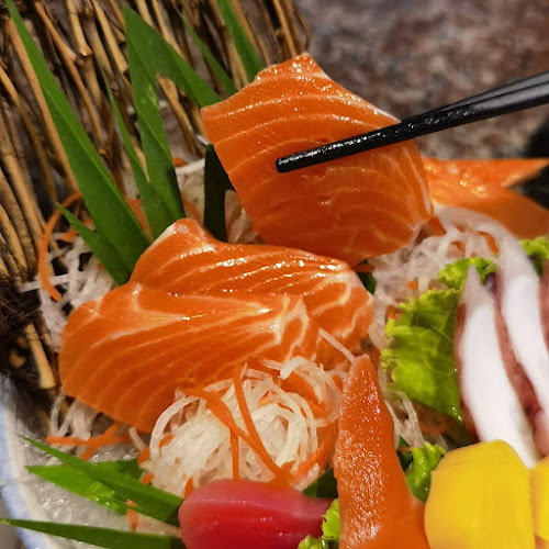 63 69 ถนน วิชิตน้อมเกล้า ตําบล วิชิต อำเภอเมืองภูเก็ต ภูเก็ต 83000