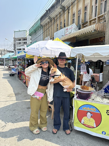 ขวัญใจน้ำจิ้ม ลูกชิ้นทอดสุโขทัย